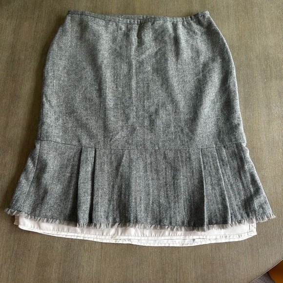 White House Black Market Gray Pencil Skirt - Picture 1 of 8